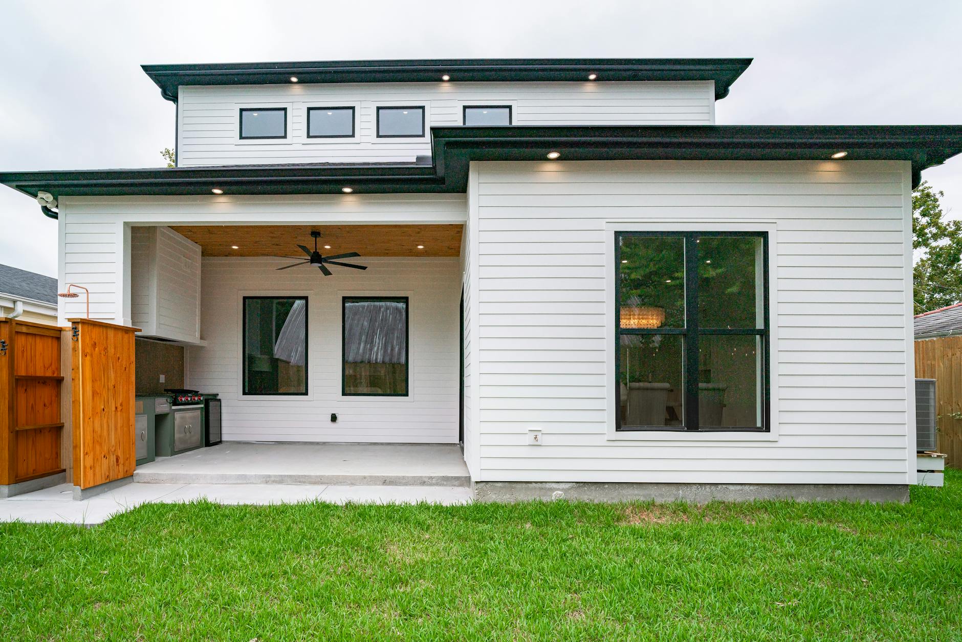 outdoor kitchen backyard New Orleans renovation