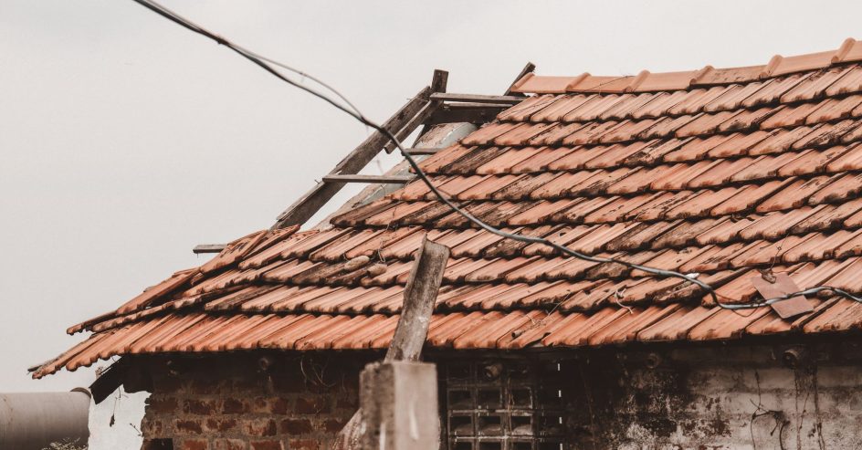 Signs of Hail Damage on Louisiana Roofs in New Orleans | Big EZ Renovations