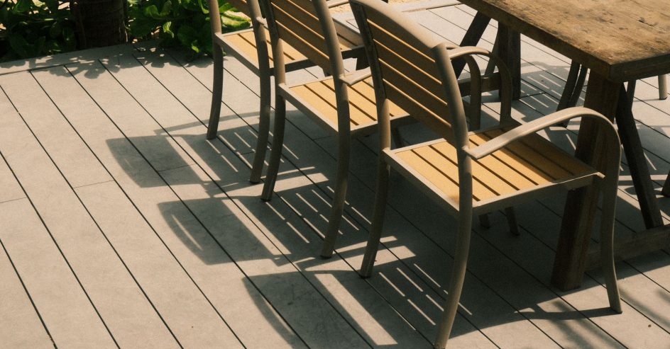 Wood vs. Composite Decking in New Orleans: Which Lasts Longer in New Orleans | Big EZ Renovations