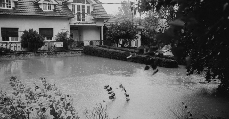French Drains for New Orleans Yard Flooding in New Orleans | Big EZ Renovations